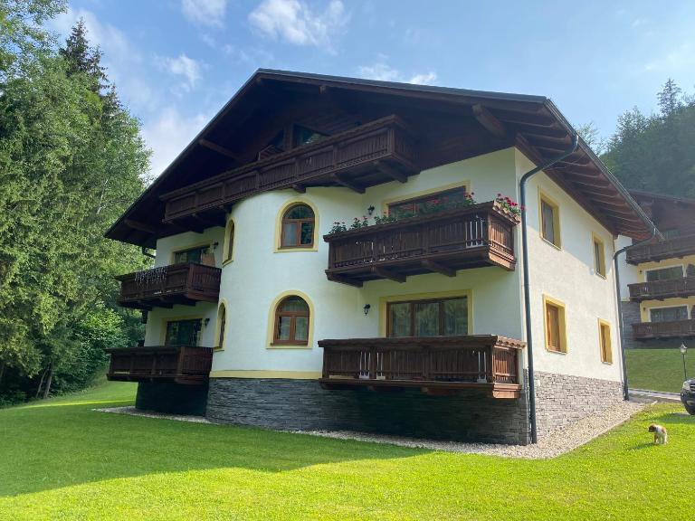 Family Apartment Tále - B&B Diel