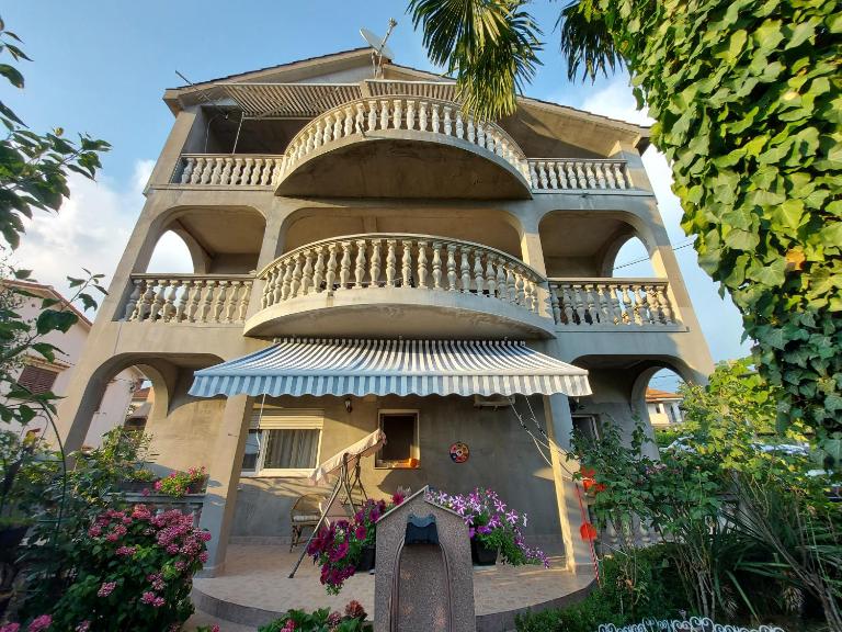Apartman Palma - Bed and Breakfast Rijeka