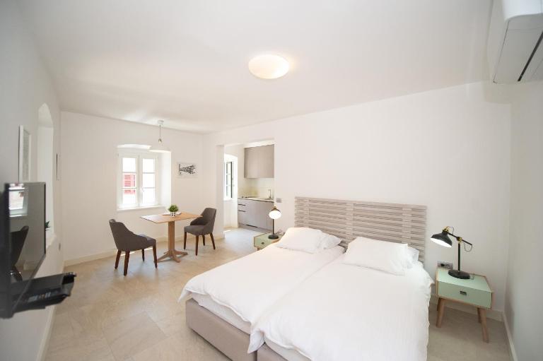 Katareo Apartments - B&B Cattaro