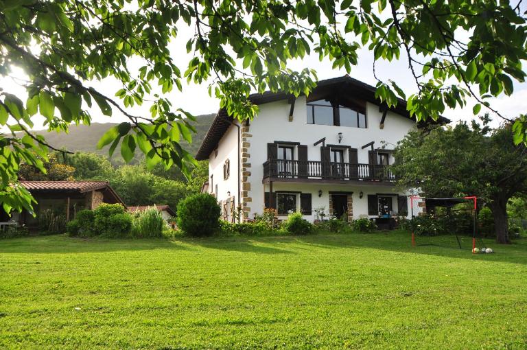 CASA MENDILORE - B&B Hondarribia