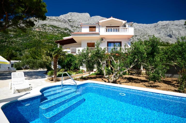 Apartments Ana - B&B Baška Voda