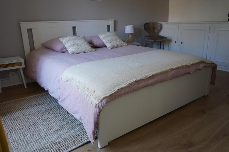 un dimanche chez Julie chambre Célestine - Chambres d'hôtes Parthenay