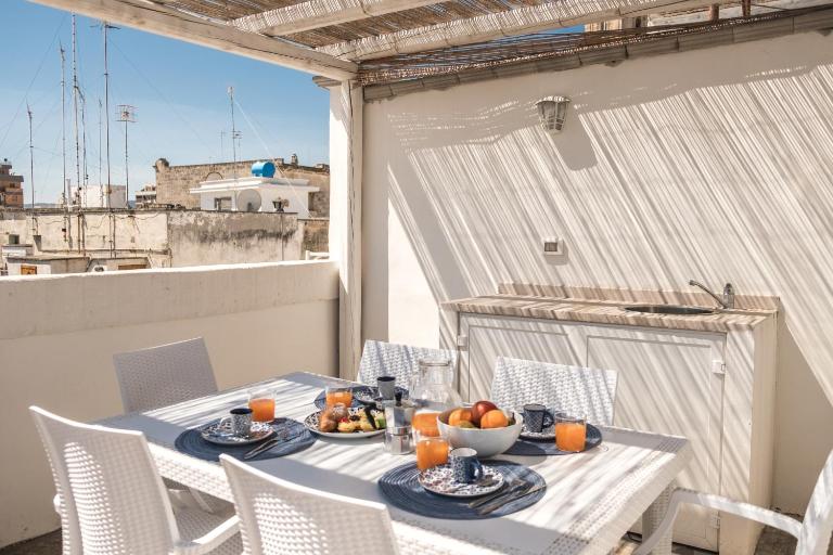 Dimore del Borgo Antico - L'Altana Vista Mare - B&B Monopoli