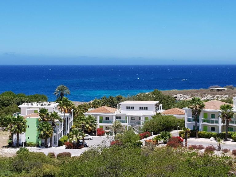 Fabulous Ocean View Apartment in Secure Resort, 5 min Walk to Beaches & Restaurants - B&B Willemstad