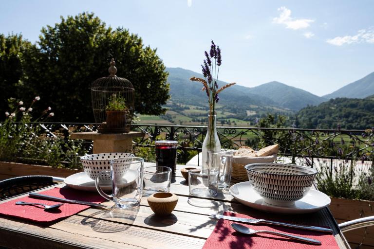 La Vieille Auberge - Bed and Breakfast Vesc