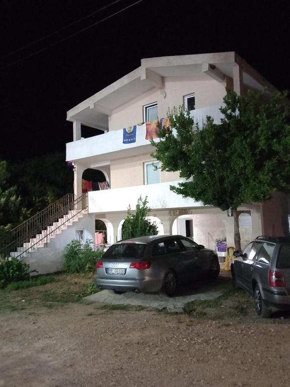 MD Apartmani Canj - Bed and Breakfast Čanj