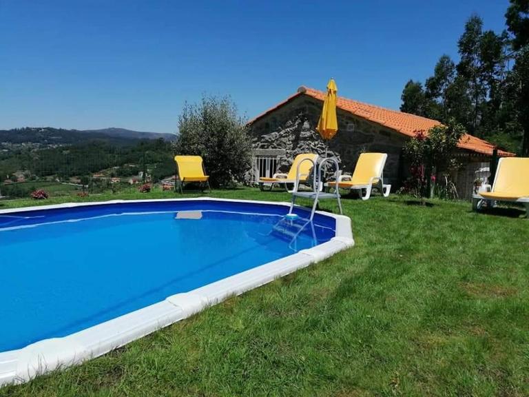 Casa Pedra & Cal - B&B Paredes de Coura