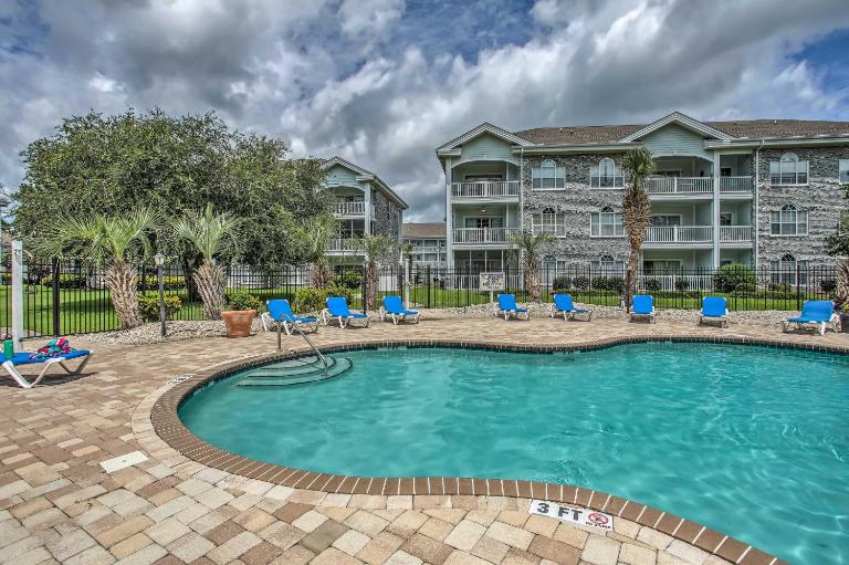 Lovely Myrtle Beach Condo: 4 Mi to Boardwalk! - B&B Myrtle Beach