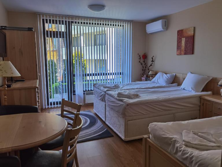 Студио за трима, басейн, Aspen Golf Resort, Банско, Разлог - Ferienwohnung Raslog