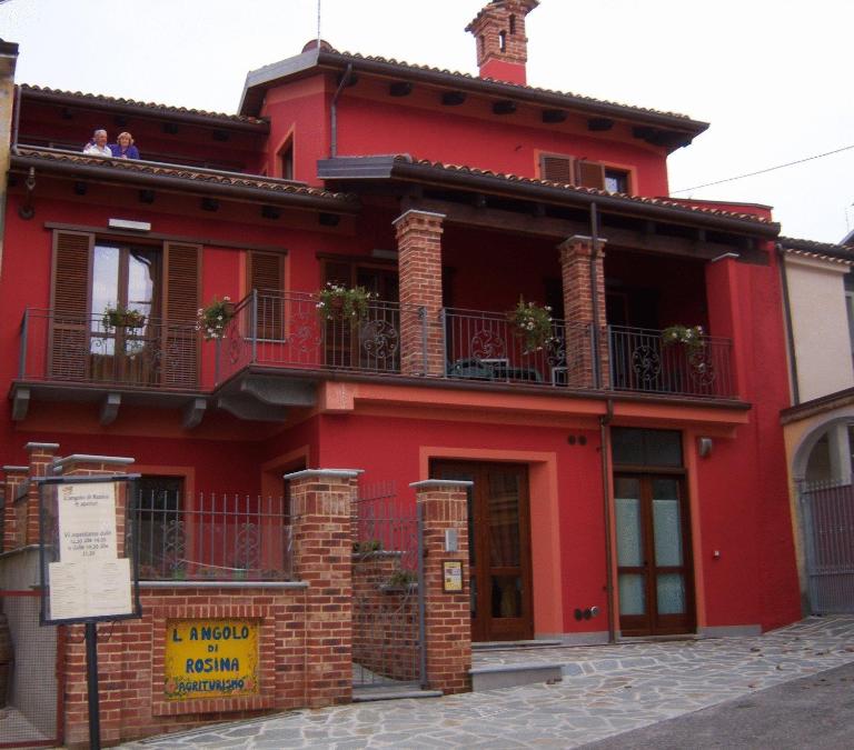 B&B l'Angolo di Rosina con ristorante - Chambres d'hôtes Novello