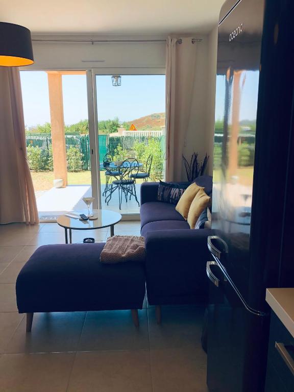 Mini-villa mitoyenne de type F2 proche Golfe de Lava - B&B Appietto