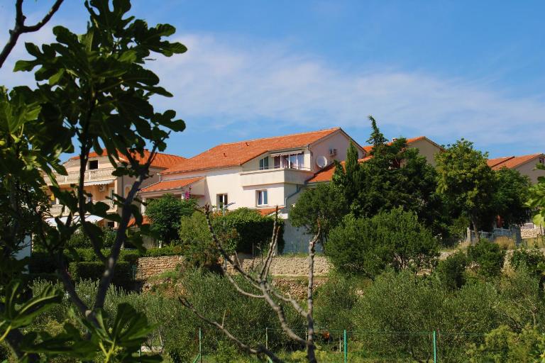 Apartments Maria Rab - B&B Barbat