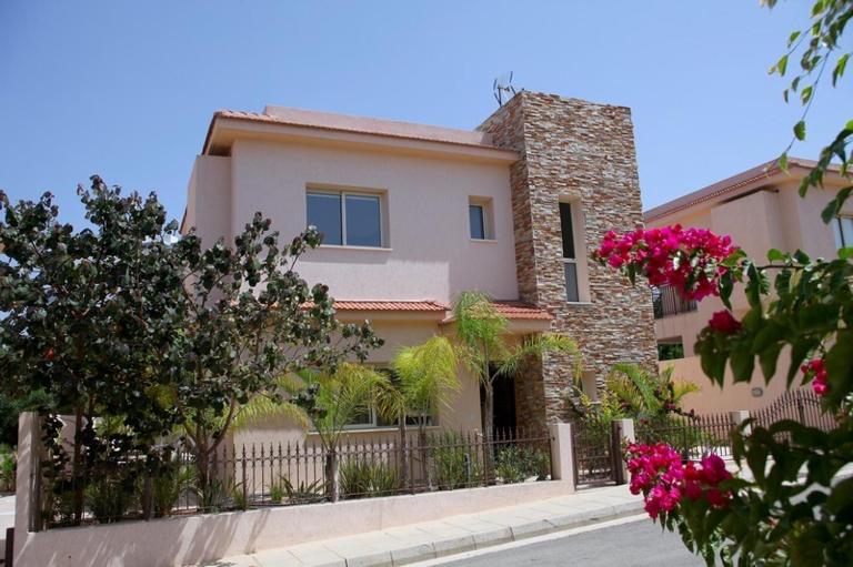 Michelle 8 - B&B Protaras