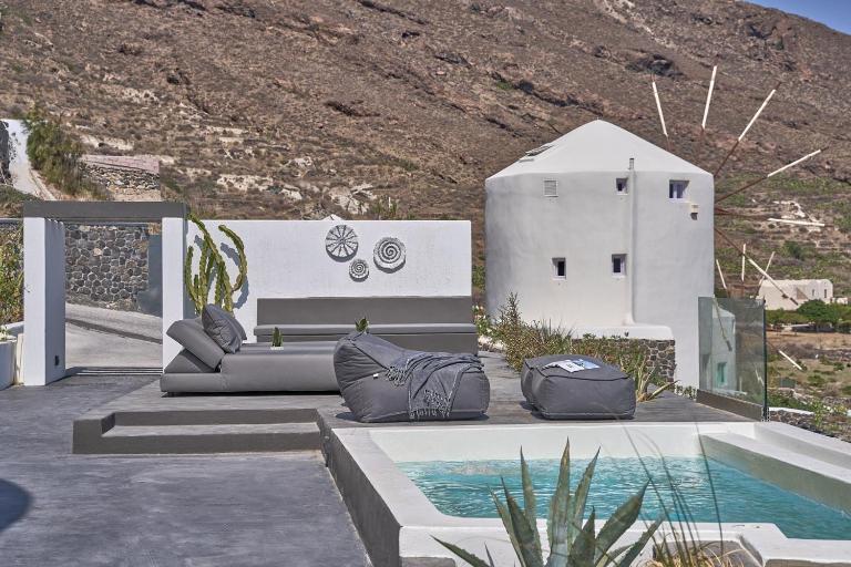 Topos Exclusive Santorini - B&B Merovígli