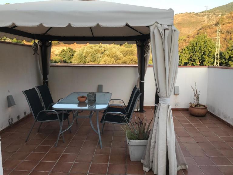 Apartamento junto al río en entrada ruta Cahorros - Ferienwohnung Monachil