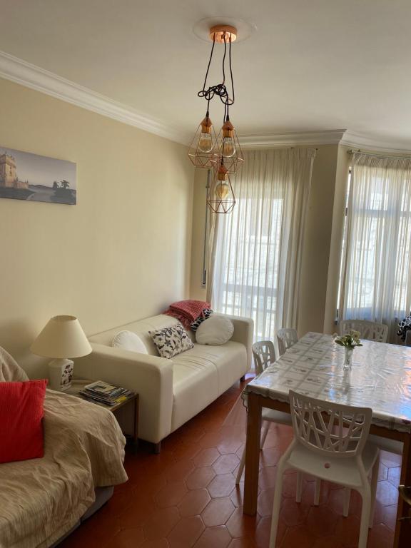 Bela vista apartamento Estoril Cascais - B&B Estoril