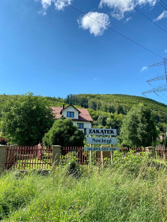 Zakątek - Bed and Breakfast Porąbka