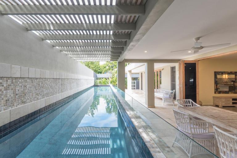 Beachside Villa with Private lap pool - B&B Port Douglas