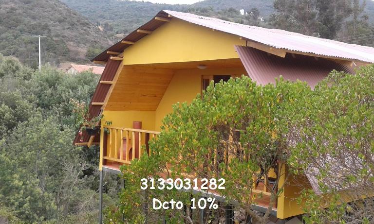 Cabaña Los Llanitos Hospedaje Campestre - B&B Guatavita