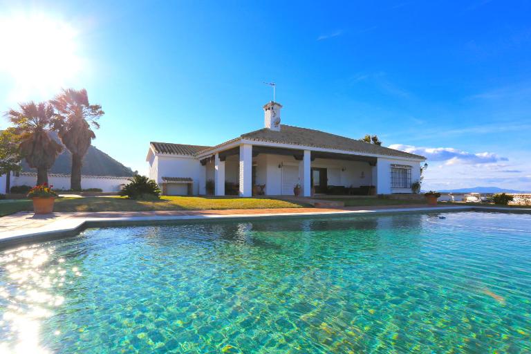 LAS BREÑAS Premium Rural Cottage 4PAX - B&B Alhaurín de la Torre
