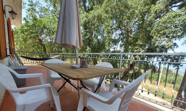 Casa La Quercia- Tra Cefalù ed il Parco delle Madonie - B&B Gratteri