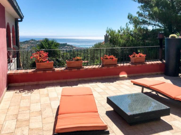 Casa di Jo - B&B Imperia