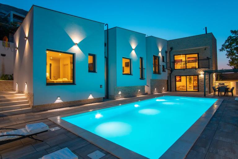 Villa Perla Nera & Villa Nevera by Pag tours - B&B Stan Trigraci