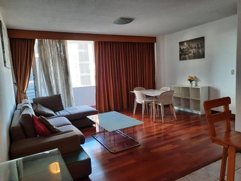 Apartamento 908 Cortijo Reforma zona 9 - Ferienwohnung Guatemala-Stadt