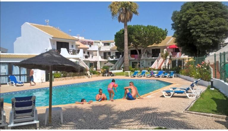 CASA Bela - zona calma e com piscina - Ferienwohnung Lagos