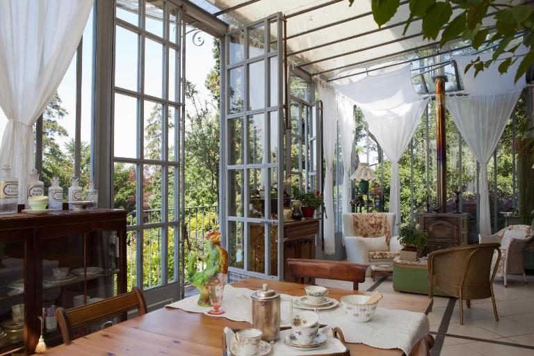 La Pluie de Roses - B&B Giverny