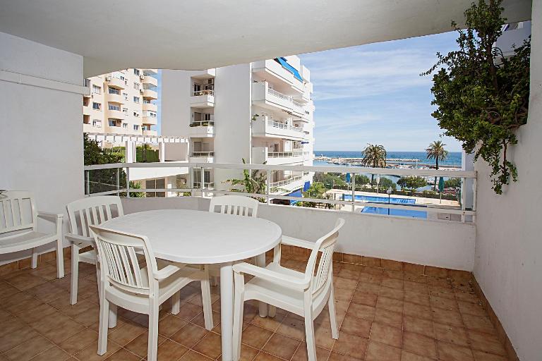 Sol - B&B Estepona