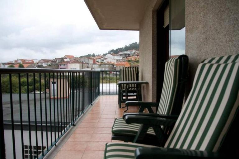 Piso Céntrico con Terraza y Garaje Para Tu Familia - B&B Baiona