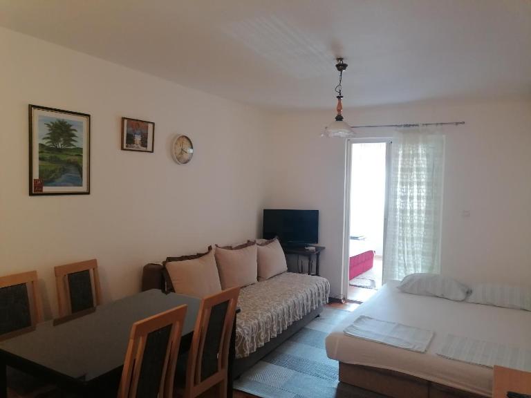 A&J Apartment - B&B Budva