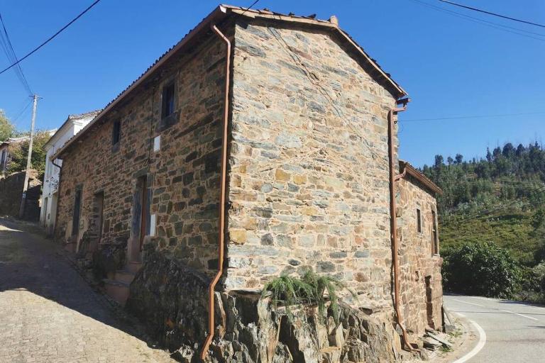 Casa do Linho 400 year old country cottage - Chambres d'hôtes Oleiros