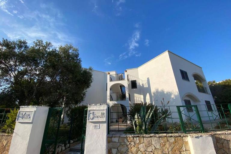 Villa Fiorella Porto Cesareo primo piano 2 locali - B&B Porto Cesareo