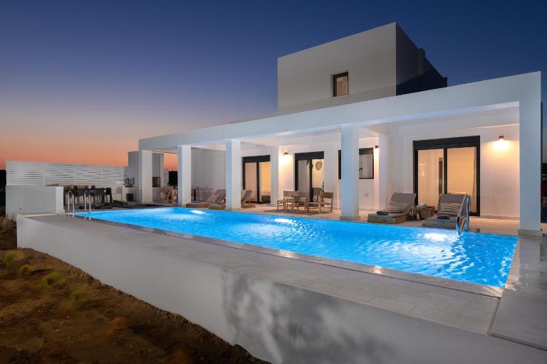 Seasand Villa - Luxury Pool Retreat - 150m Beach - B&B Lachaniá