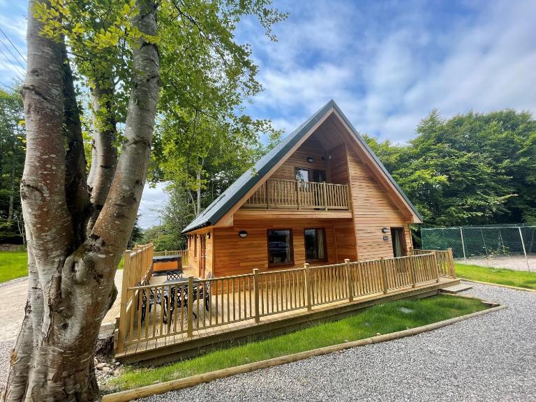 Monarch Lodge 14 with Hot Tub - B&B Belladrum