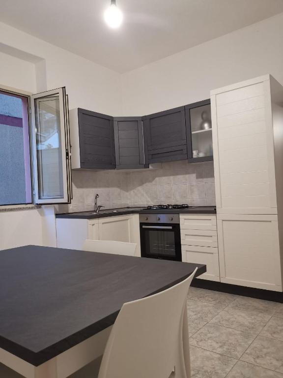 Appartamento Mare Sardegna Siniscola a 6 km da La Caletta Santa Lucia Capo Comino Berchida - B&B Siniscola