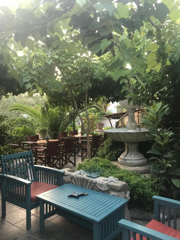 Bochtis Acrogiali - B&B Ammoudiá