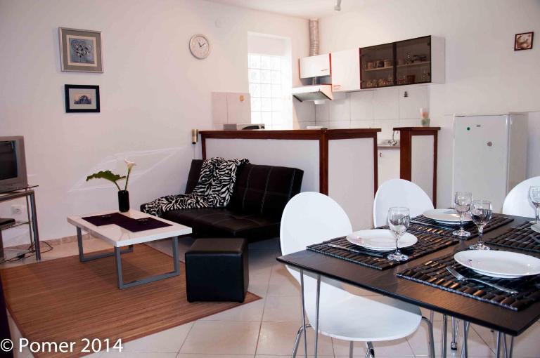 Apartments Finera - B&B Pomer