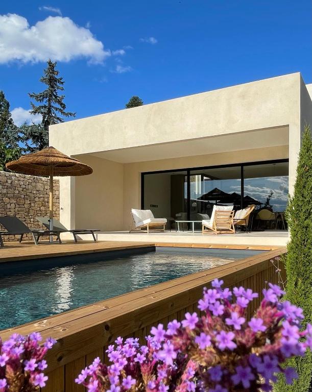 Les Loges en Provence - Villa Contemporelle - B&B Pujaut