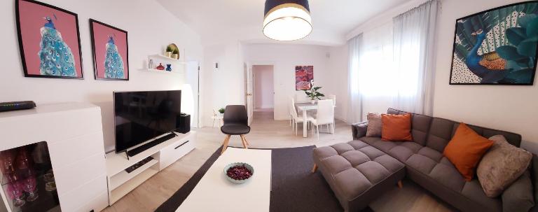 Apartamento Sol y Sur- Netflix y Parking Gratis - Chambres d'hôtes Almería