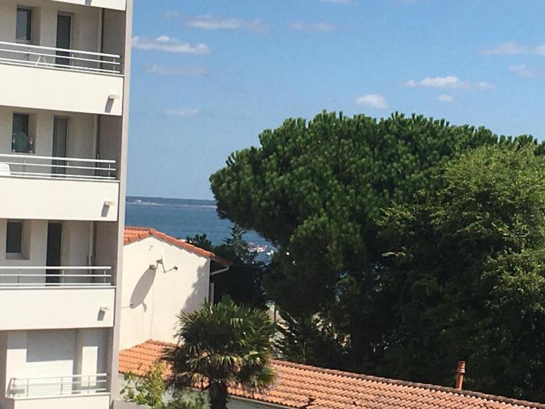 STUDIO PLAGE Tennis Parking WIFI - B&B Arcachón
