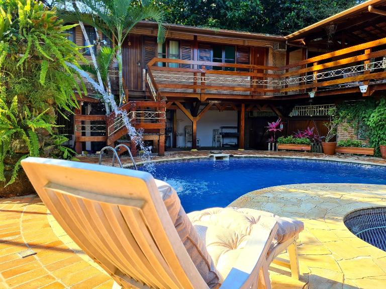 Pousada Enseada dos Búzios - Chambres d'hôtes Ubatuba