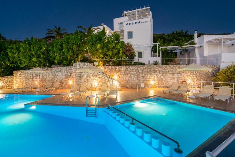 Eolos Apartments - Bed and Breakfast Chania