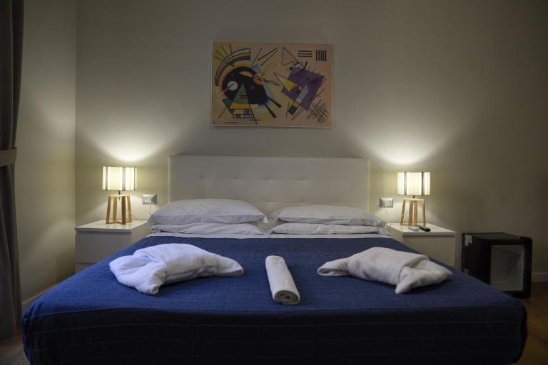 The Castle Inside Rome - B&B Roma