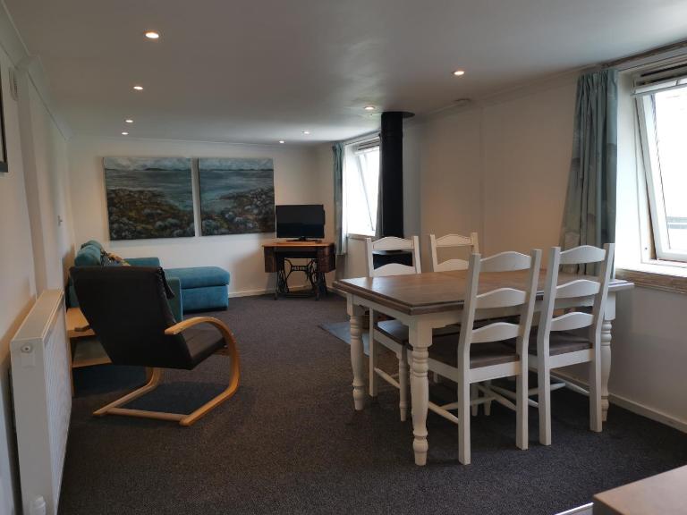 Relax in a 1 Bedroom Apartment near a country Pub - B&B Eyemouth
