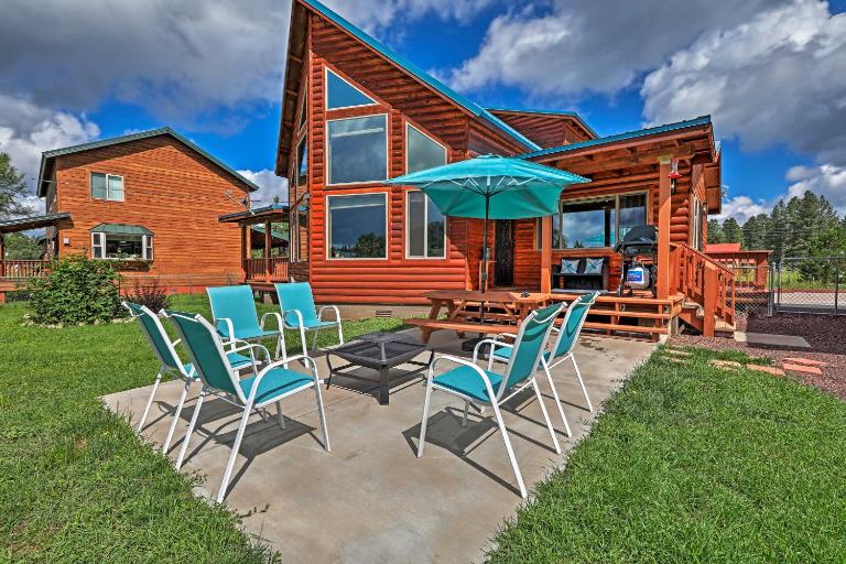 9 Mi to Rainbow Lake: Mtn Getaway w/ BBQ! - Chambres d'hôtes Pinetop-Lakeside