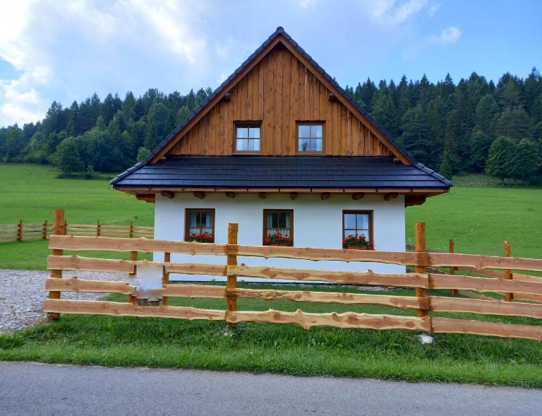 Chata pod lesom - B&B Veľká Franková