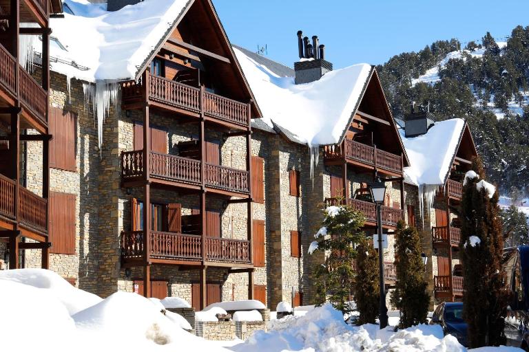 Apartarent La Pleta y Nin Cota 1700 - B&B Baqueira-Beret